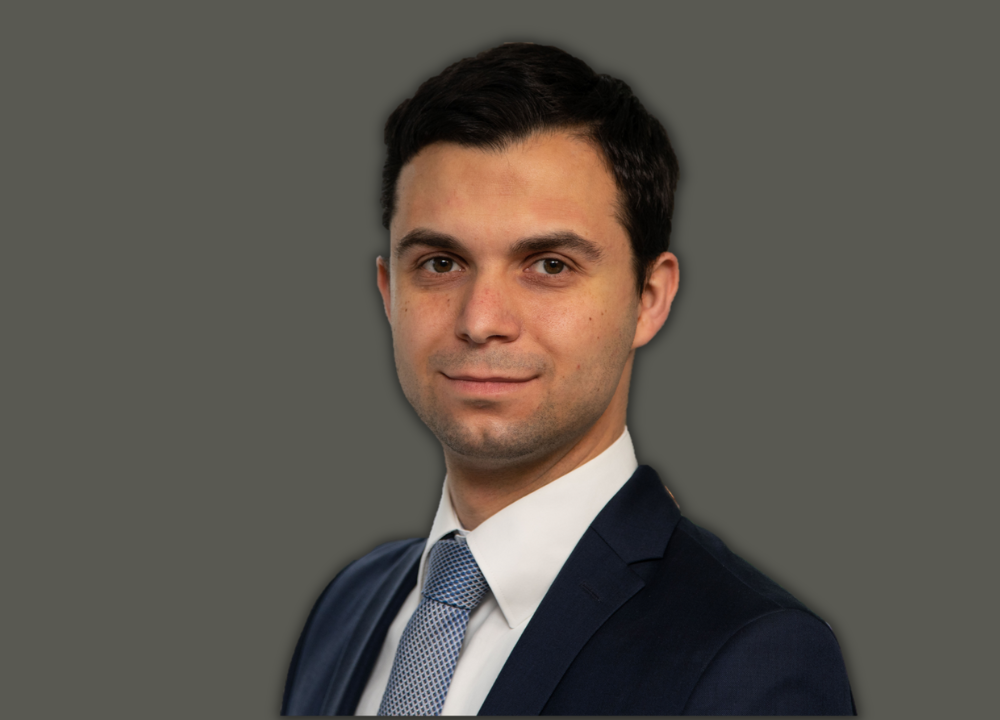 Bence Kerekes, Financial Advisory | Director